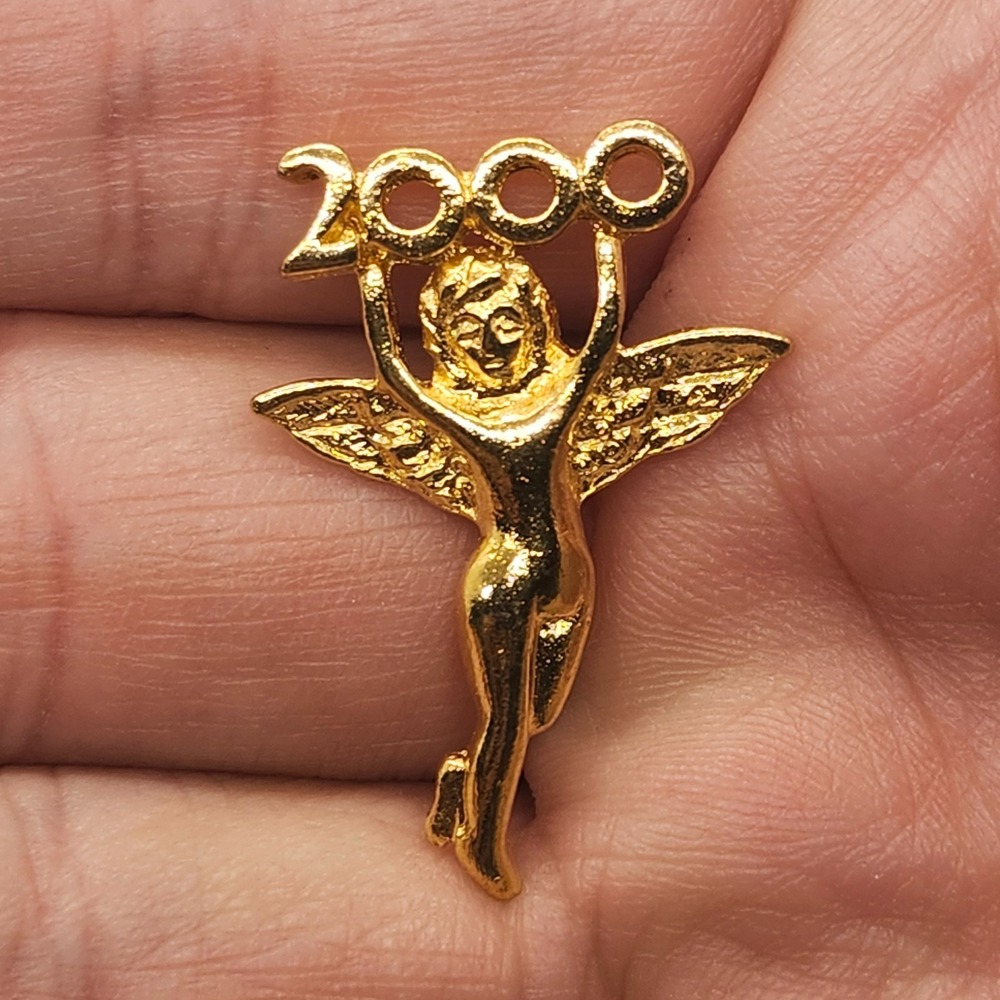 Vintage Angel Holding 2000 Gold Colored Lapel Pin Millennium Religious Y2K